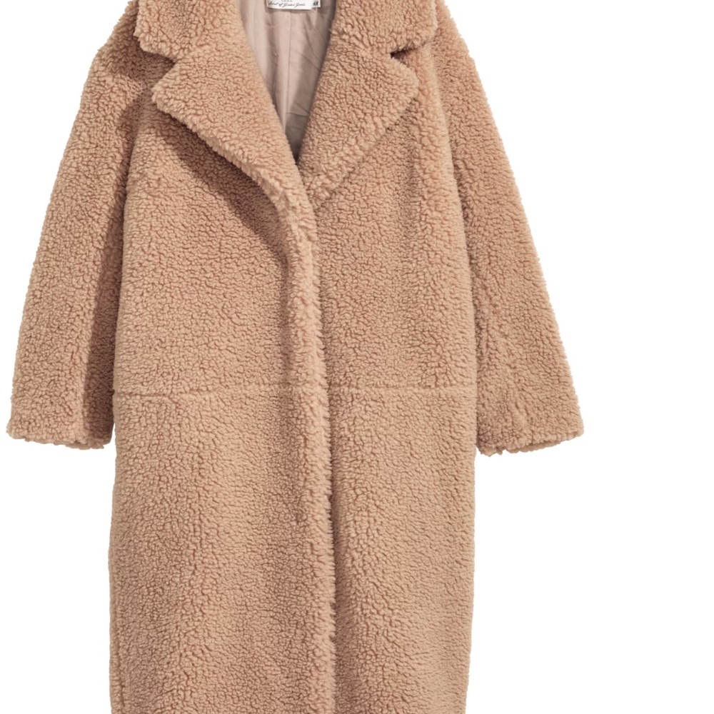 H&M Tan Teddy Jacket with Structured Shoulders and Modern Silhouette